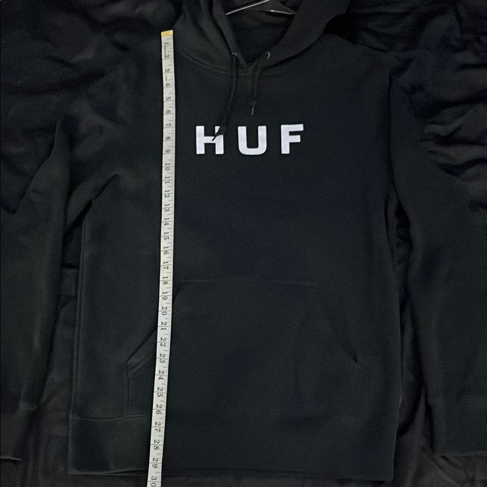 *New* HUF Men's Black Hoodie Sweater - Picture 4 of 5